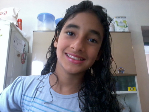 Amo Pizza, Funk, Festa e etc....Odeio Escola, Mentirosos...Amigas : @NiinhaCapucho Sz'