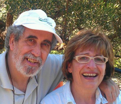 XrysaLutrianaki's profile picture. Η ζήλεια δημιουργεί την χειρότερη ομάδα ανθρώπων στον πλανήτη μας, επειδή: έχει μητέρα την κακία, πατέρα τον φθόνο, γιαγιά την πονηρία και παππού τον διάβολο.