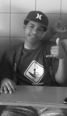 com tantos ...problemas ...... mas ainda vc Gosta de mim =( *-* eu axo que vc ea menina da minha vida ....mas se vc for n quero perde Vc ....com agr =(