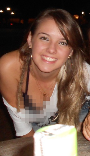 Voe para onde quiser, faça o que quiser. Seja feliz, custe o que custar. Pois a vida é tua, e ninguém seria feliz por você.