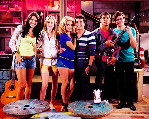 APAAAIXONADOS POR REBELDES
AMOR INESPLICAVEEEEEL ! AMO MUITÃÃÃÃÃAÃÃÃÕ TODOS VOCÊS