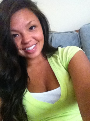 alexis kay, 18 years.. i have a beautiful baby girl Aleigha3 i dont ever get on this so yeah.. lol