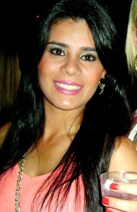 Apaixonada pela vida e abençoada por Deus a todo instante!!!
