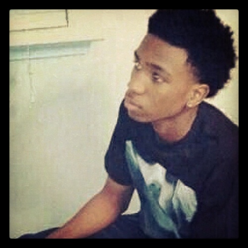 R_Rivers4's profile picture. 