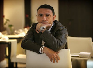 Scout of Arsenal FC. Ojeador del Arsenal FC.