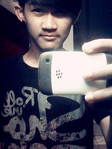 Hasbidarmawan's profile picture. T-Shirt Glowtis :
Code : Reglan
Size  : S , M , L
Price : IDR.80.000 Cotton Combat 30s

Hub : 0896 3076 1972