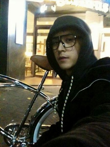 jung_yoon10's profile picture. 