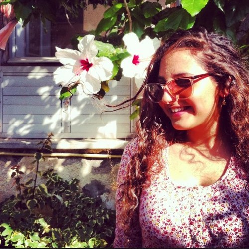 ShovalBitton's profile picture. כמו מראה, תעקבו ואם אתם יפים אעקוב בחזרה