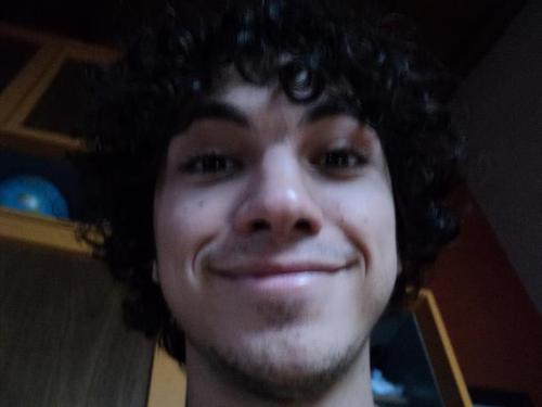 Sou funcionário público mas sempre toco meu violão, para aliviar a tensão...