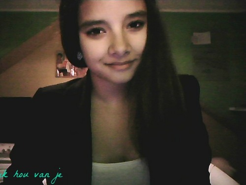 13'06'12 hartje m'n schatje Jelle♥ - schatje ik hou van jou ! xoxo' @GROTESMURFx_♥ Ik hou van je best x @ellenv2303 » je bent mn zwerverschatje X @EmmaHuisman