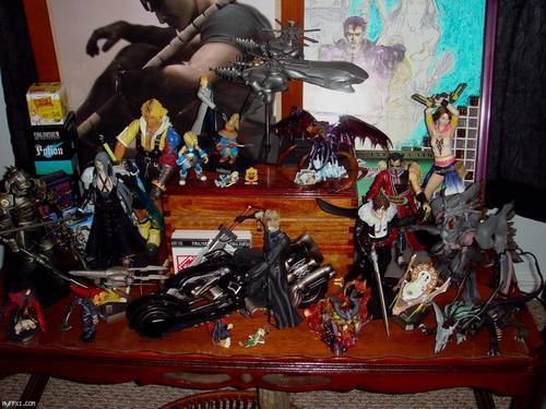 FinalTV's profile picture. Tebian runs this account for the Final Fantasy Radio.