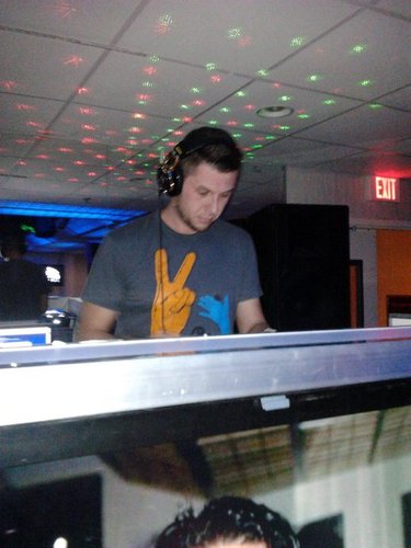 djmynyl's profile picture. trance,