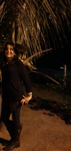 Sou aquela q ri,chora,mais não demostro o que sinto para as pessoas!
Quero ser feliz,antes de mais nada...!