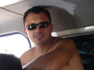 Trabalho em vendas, como representante comercial, realizo muitos sonhos, sonho da sua casa própria,ou do seu carro zero km.
