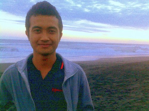 rumput tetangga lebih hijau