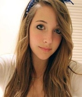 Adoro Internet,make,amigos,shopping,balas,Paris,NY,familia,gatinhos,passear alegre divertida e Sincera *-*