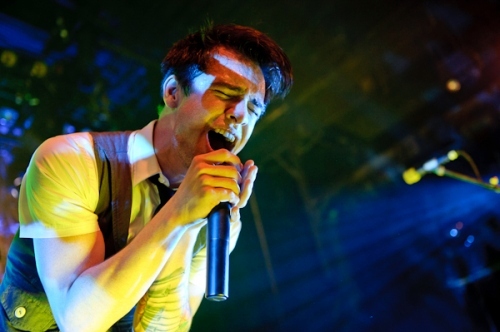 BrcndonUrie's profile picture. My name is Brendon. I'm the singer of Panic! at the Disco. Taken by the sexy @ryanscuteface. I've also adopted @BbyRoss.