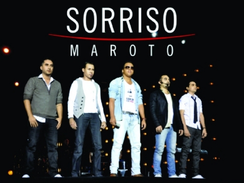 Penso em ti quando o sol da manhã inunda o meu rosto penso no teu Sorriso Maroto...
Eu pensarei em ti por toda a minha vida. @sorrisomaroto
