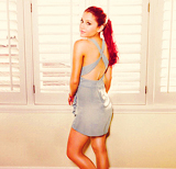 Hola, no sigas a mi Ari porque es sólo mía de mí.): okno uy6t5grfde es bacán esta mina po y eso, siguela, chao.i. te quiero. 8-) ~shastin.