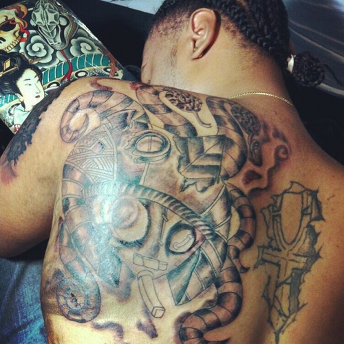 I am a tattoo artist/graphic designer/videographer/music producer tryna put mcflygraphics on the map.