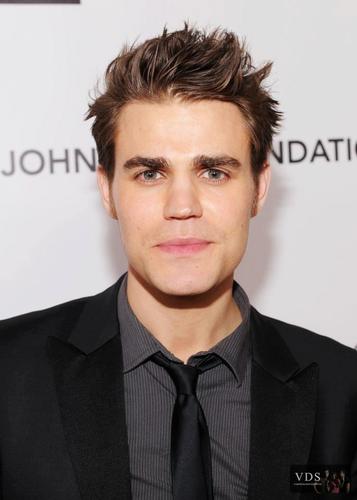 Fãs brasileiros, sejam  bem vindos !
TVD  amor eterno s2 '