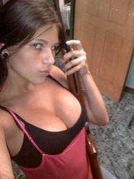 amatorialeporno's profile picture. Tutto il porno amatoriale che stavi cercando in un unico posto. Seguimi e guarda porno gratis