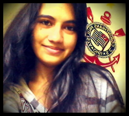 Sou filha do Príncipe dos Exércitos, aquele que do Céu estremeceu o inferno. Pra ser Feliz basta o CORINTHIANS existir.
 @Projota 3F'S, @conecrewdir ♕  ! :]