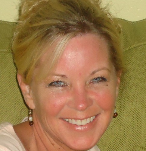 Married to Wonderful man. Have 2 boys. All their names start w/ J. Last name is Lay. I am blessed and have compassion for others!  SuperX, Nascar &Panthers fan!