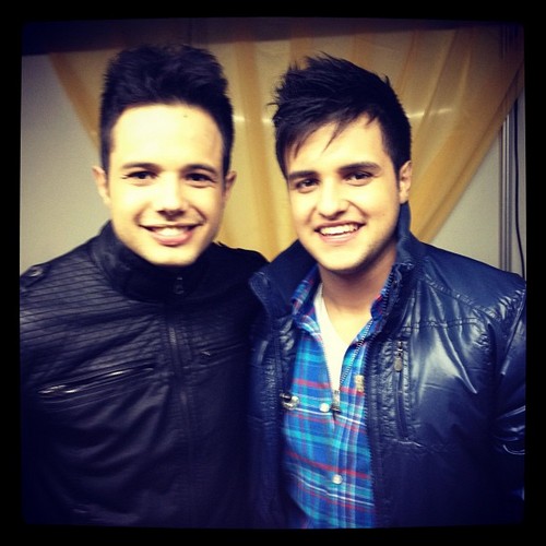 @LucaseFelipeLF é mais que amor s2