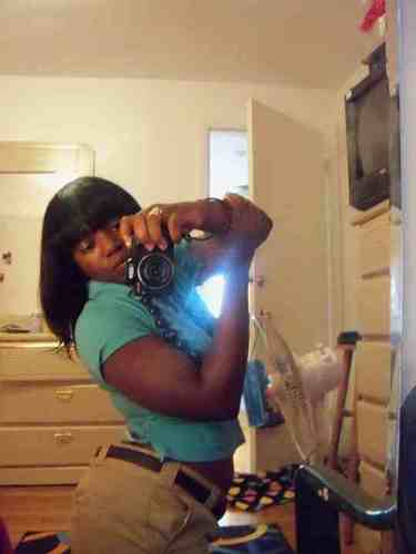sexy,fun,funny,out goin love school so im new so hit me up