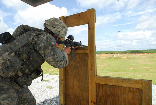 Dipper_Dave31's profile picture. I like guns.