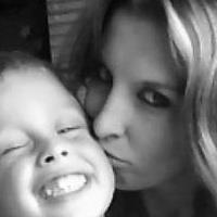 Yummy mummy! 4 awesome kids Shaliana 18, Nathan 16, Makayla 12 and tyran 7, n my awesome stepdaughters nikita 11, zoey 10, kardia 8, khaylea 7 n lil liam 5 n my