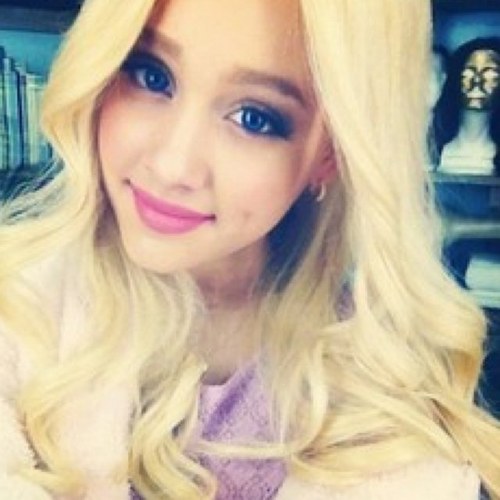 _AriGotJailed's profile picture. Guess i talked to much on @_AriSalvatore oh well! I'm in jail and my brothers dont even bail me out THANKS STEFANIE AND DAMIE