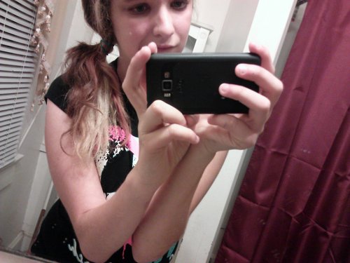 hi. i'm 1/4 of a new girl group called Totally Starstruck.