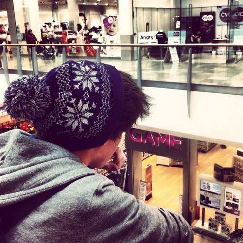 SamuelTozer_'s profile picture. Follow me and i'll follow you back. Follow my Tumblr' http://t.co/Ddp6Q46dZh