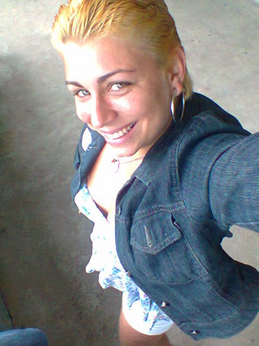 janainapierine's profile picture. penso que para nós ,não há barreiras....
quero , vou ,consigo é meu lema!!
desistir jamais.........