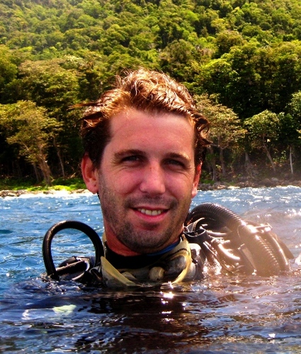Owner of bespoke travel company Dive Safari Asia - experts in travel throughout Asia, above & below.