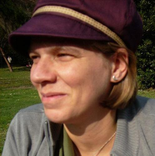 AveCecilia's profile picture. Tecnologia con i piedi per terra e orecchie in mezzo alla gente.