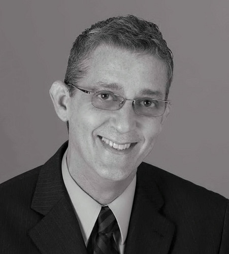 __Alzheimers__'s profile picture. Advocate for Validation Method, Music Therapy, and Therapeutic Communication. Consultant, Speaker, and author of Walking In Their Shoes. #BLM