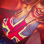 I'm an 22 year old Allinator. Met Alli 5/1/11 ♥ | Creator: @alexswizzi