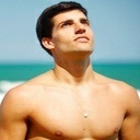 Árbitro de Futebol, Fisioterapeuta, Modelo e Estudante de Interpretação!