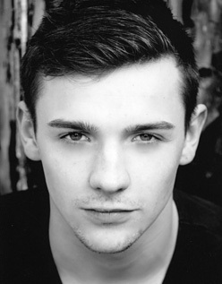 This is a fan account For Max Milner! He's amazing! I know he's gonna do so well, and support him all the way! #Friend #Townie #Ninja