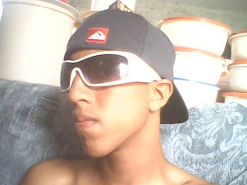 faça oq eu falo mais nao faça oq eu faço ;) (y)