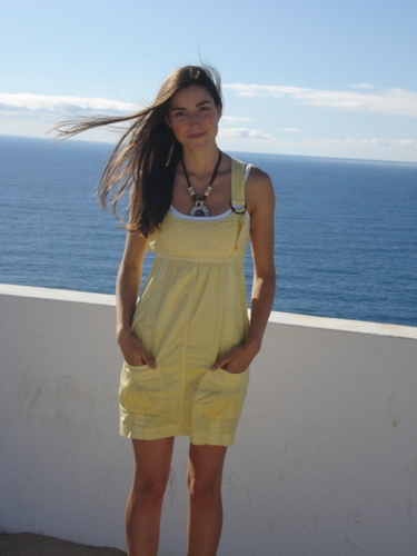 Oxford Graduate with interest in the arts; literature, film, culture, media. Passion for travelling, food and writing.