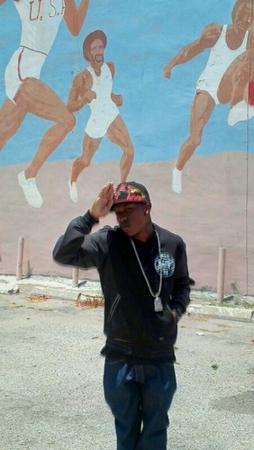 rapper and basketball player im from shark boy ent gotta daughter and im tryna get hunnets