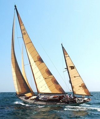 Wooden Ships International Yacht Brokers are specialist brokers handling the sale of traditional boats and yachts.
