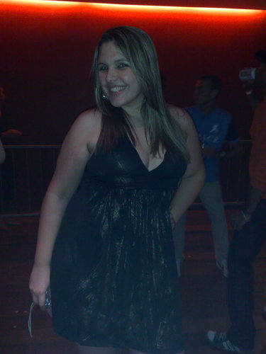 Sou determinada, amiga, sincera e temente à Deus, adoro um pagodinho com a galera !!!