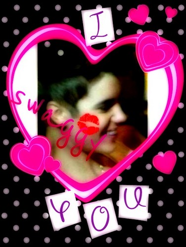 I am the oldest. I have treacher collins symdrome. I get along with others quite well. aw yeah and I WUV U JUSTIN BIEBER :-*