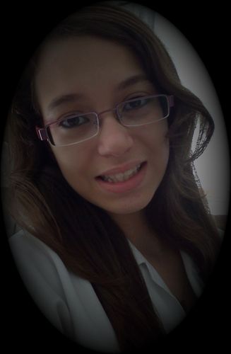 Porque Meu Deus?porque eu tive que me apaixonar por um garoto tão impossível?Sera que algum dia vou poder dizer que eu o amo com todo o meu ser?