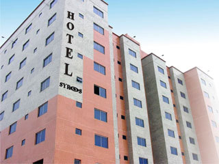 Conheça a melhor opção de hospedagem no Gama
Telefone: 61-3385-9595 
Fax: 61-3385-9514
reservas@syroshotel.com.br